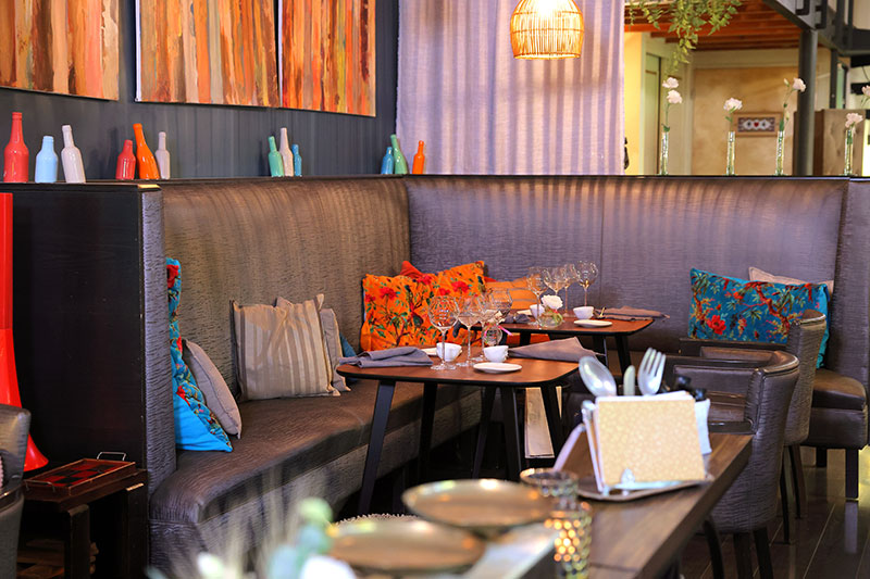 Ambiance intimiste du restaurant gastronomique Croizard à Nîmes